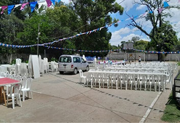 Comercial J & F - Alquiler de Sillas y Mesas